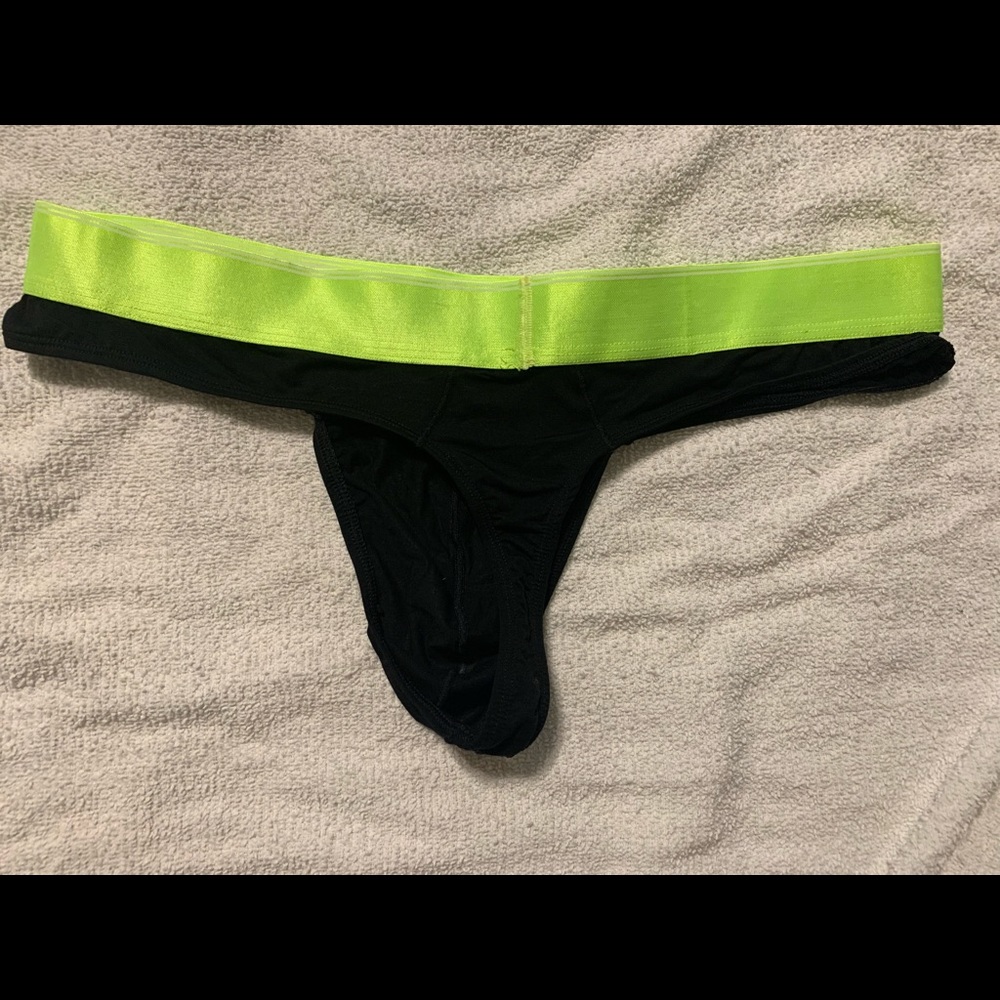 Mens thong